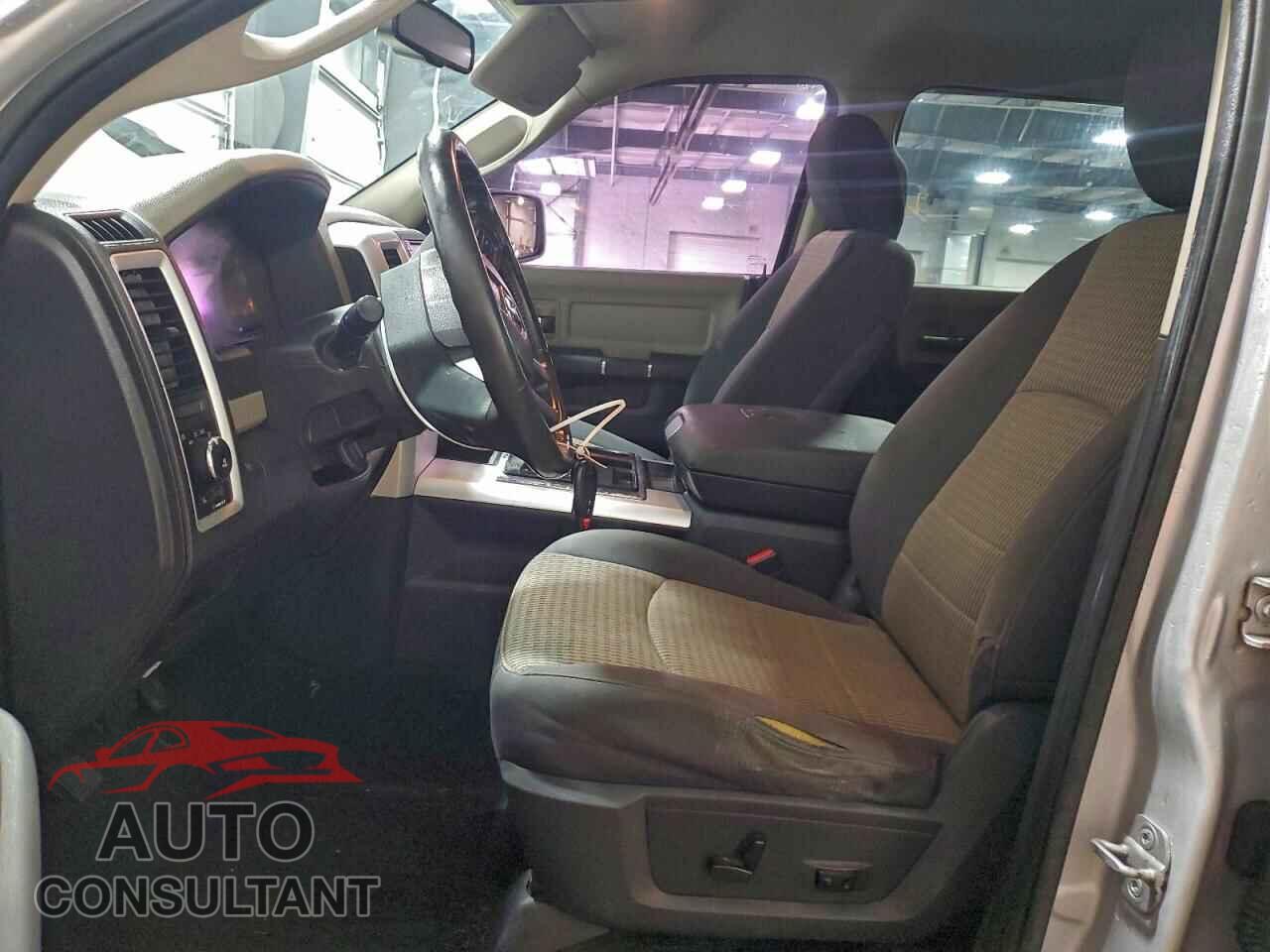 DODGE RAM 1500 2012 - 1C6RD7LTXCS305077