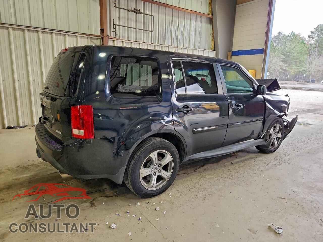 HONDA PILOT 2015 - 5FNYF4H40FB005287