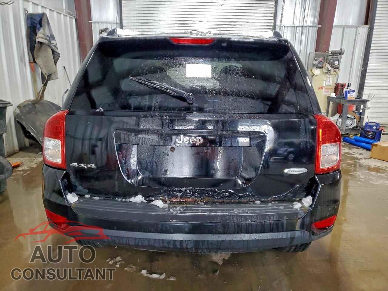 JEEP COMPASS 2021 - 1C4NJDEB7DD253402