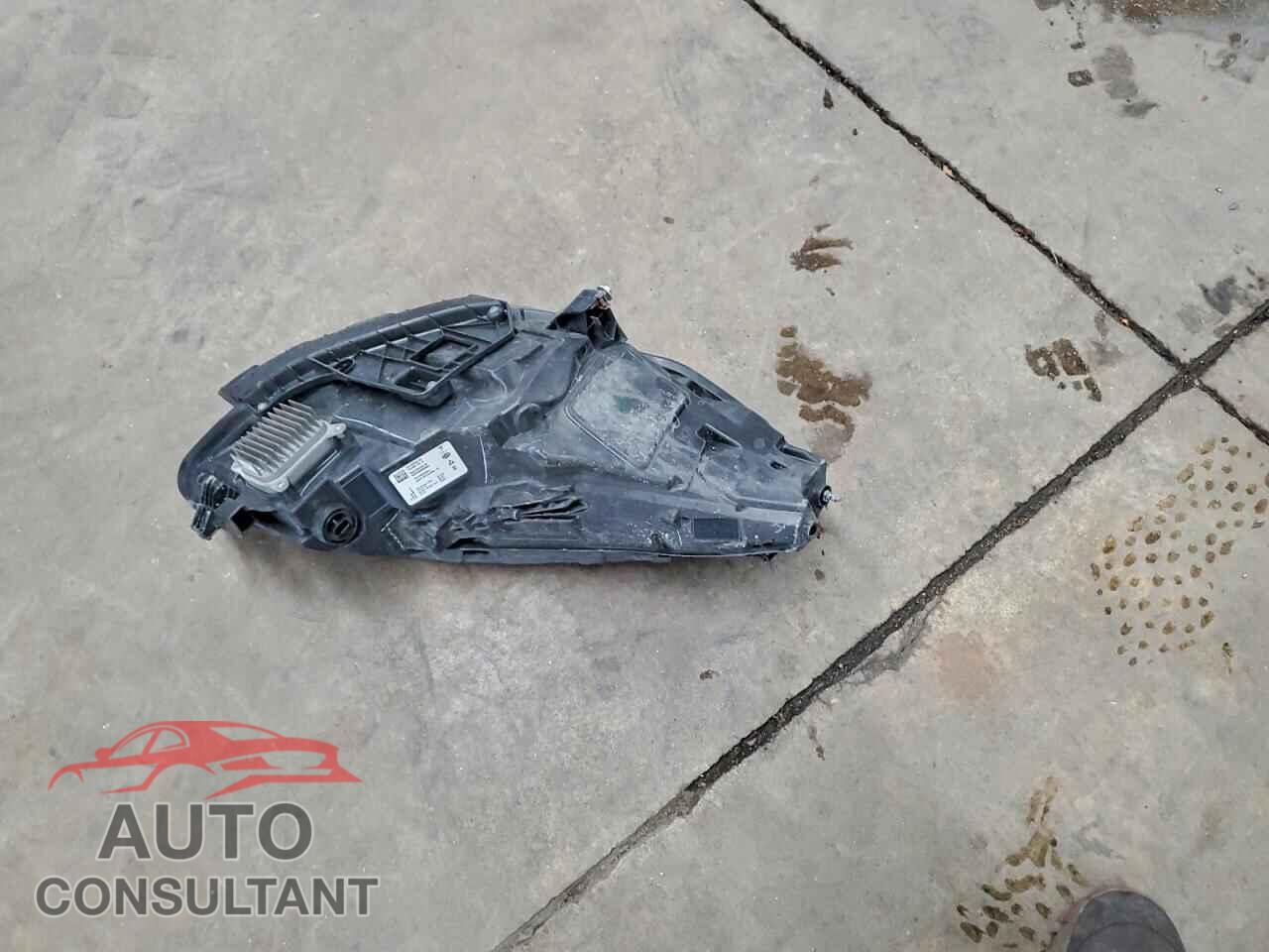 TESLA MODEL 3 2022 - 5YJ3E1EA8NF287893