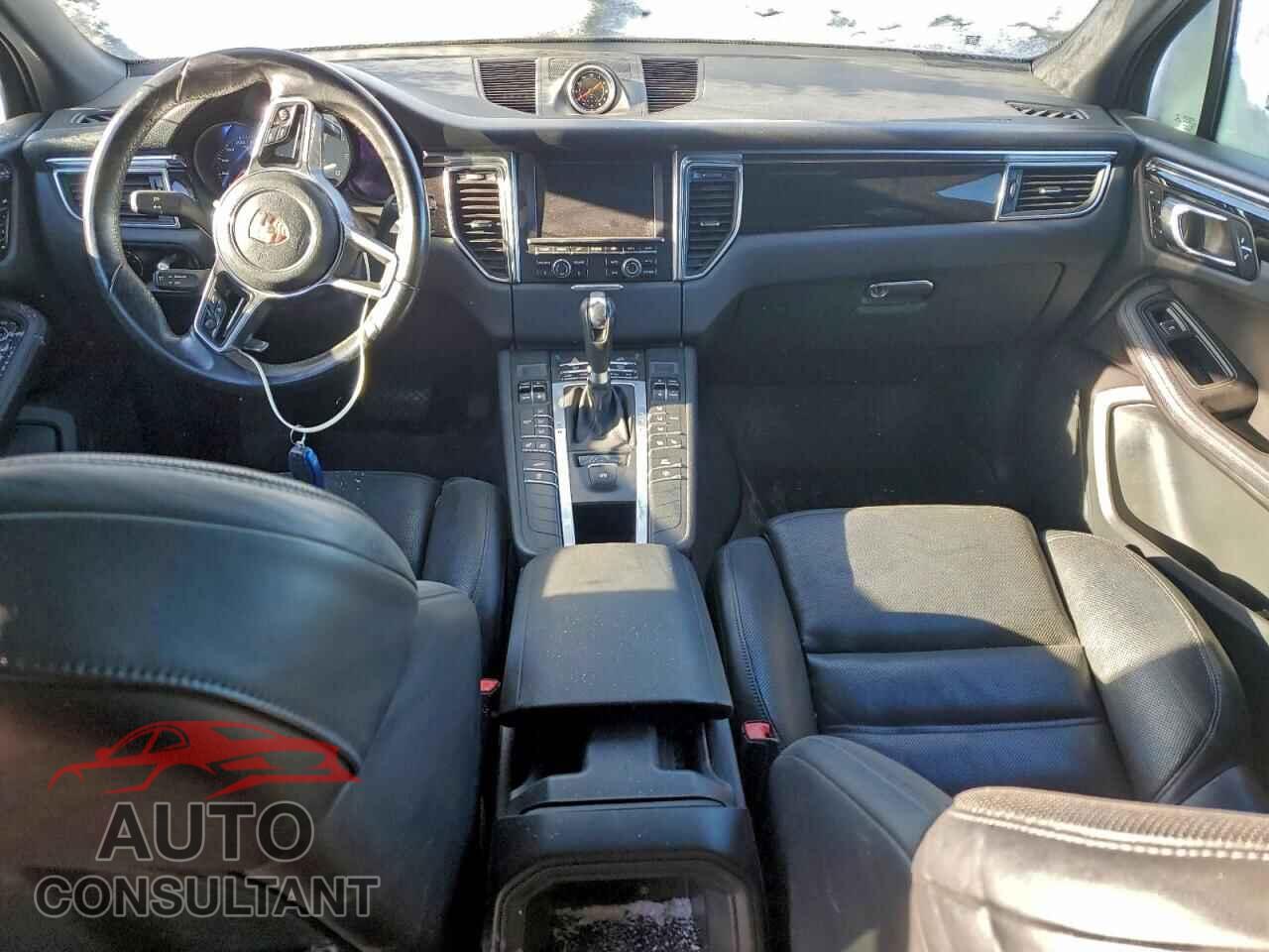 PORSCHE MACAN 2015 - WP1AB2A53FLB72209