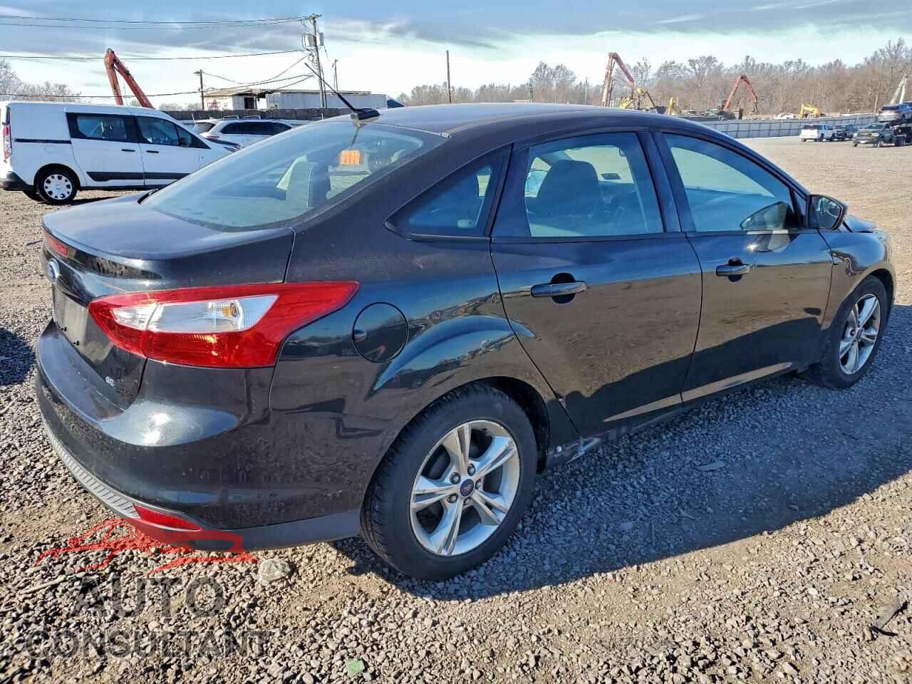 FORD FOCUS 2014 - 1FADP3F22EL134186