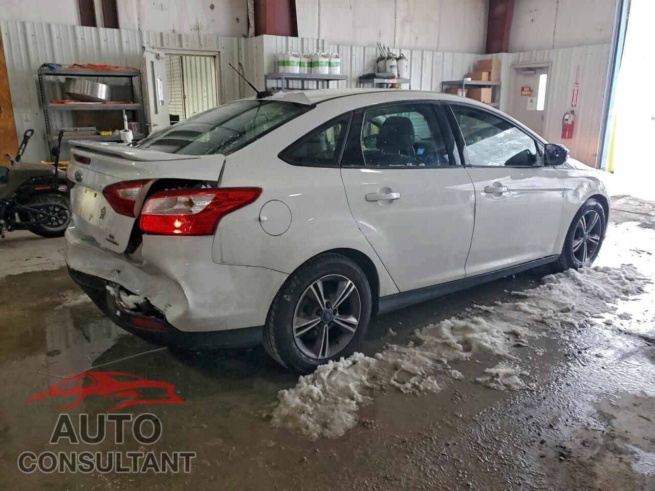 FORD FOCUS 2014 - 1FADP3F27EL371112