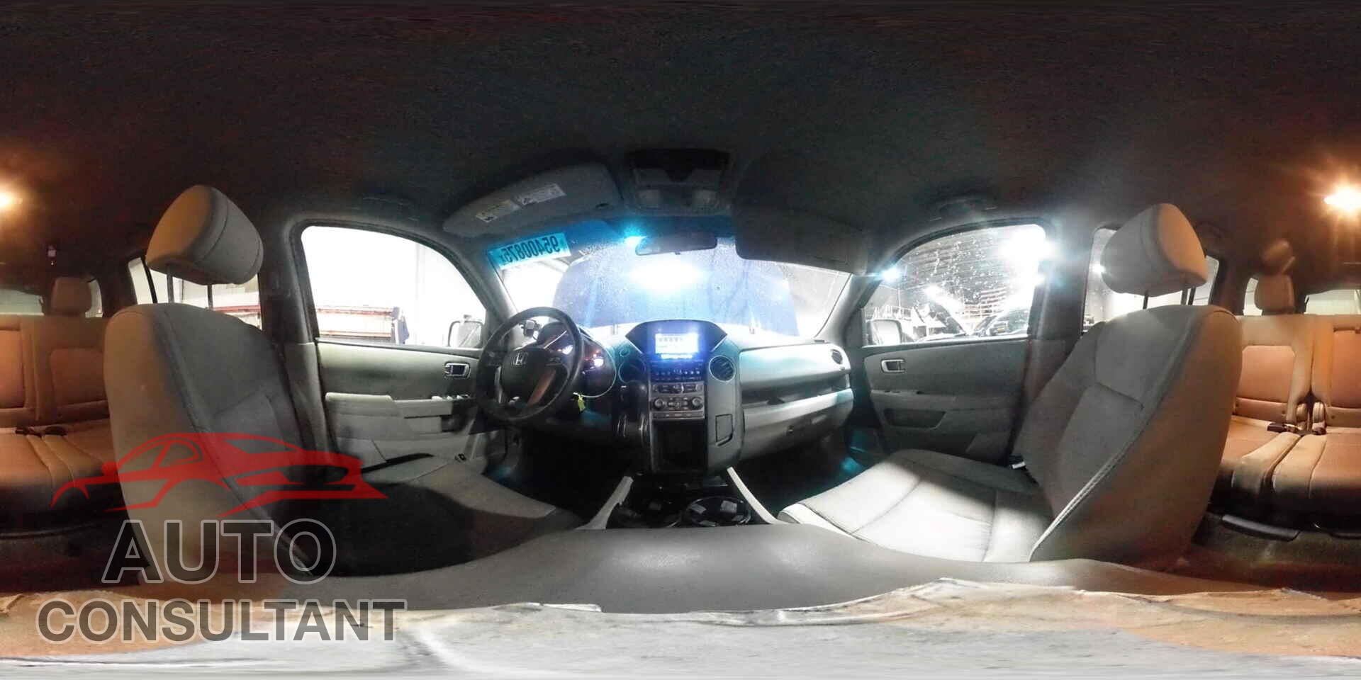 HONDA PILOT 2015 - 5FNYF4H46FB016858
