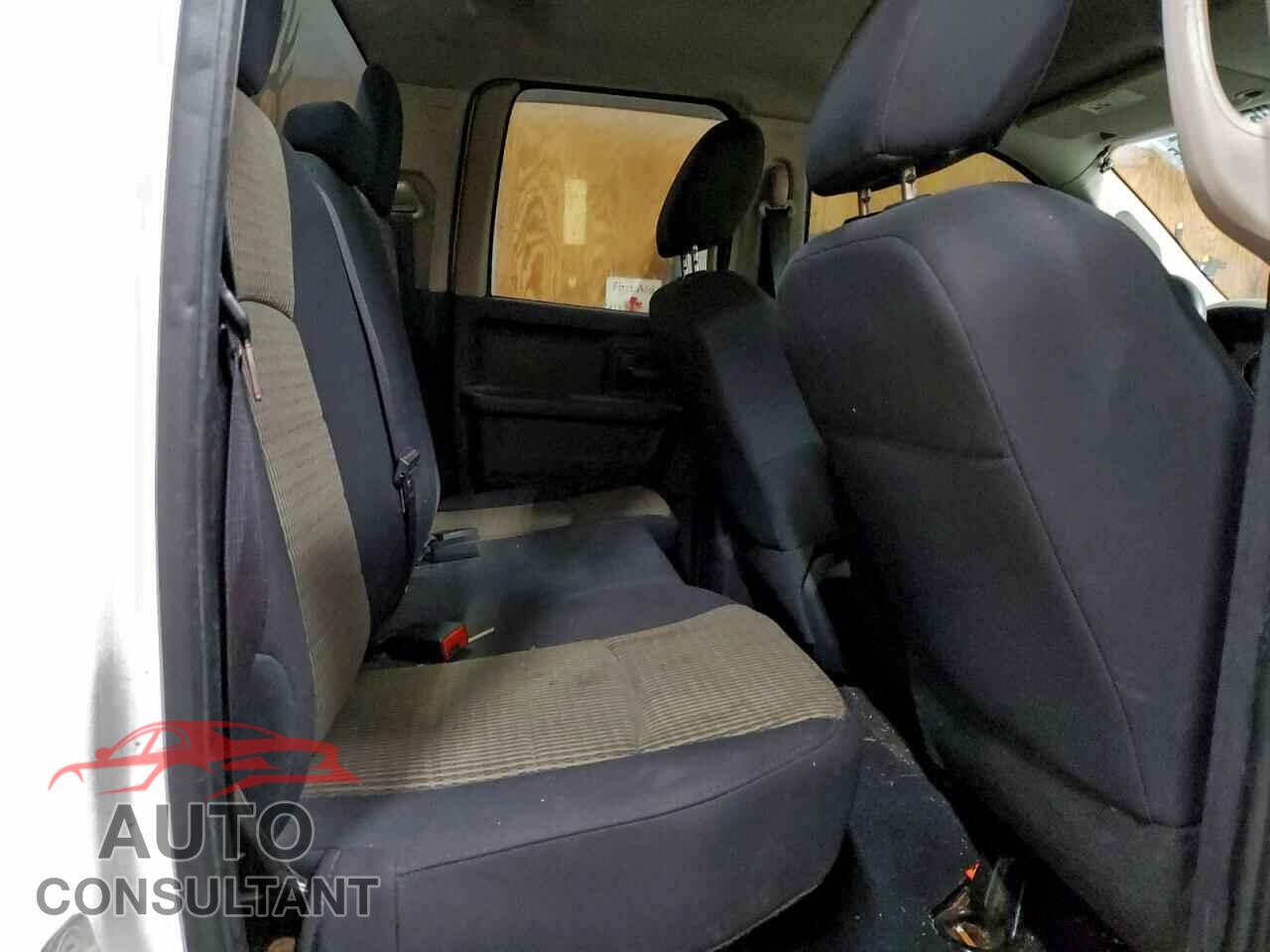 DODGE RAM 1500 2012 - 1C6RD7FT4CS179696