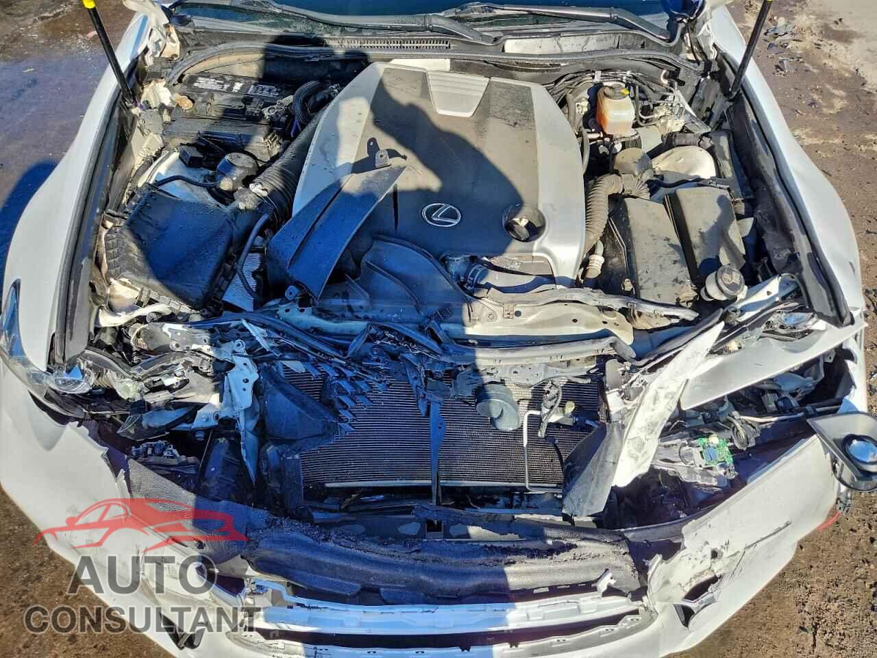 LEXUS IS 2015 - JTHCE1D22F5008742