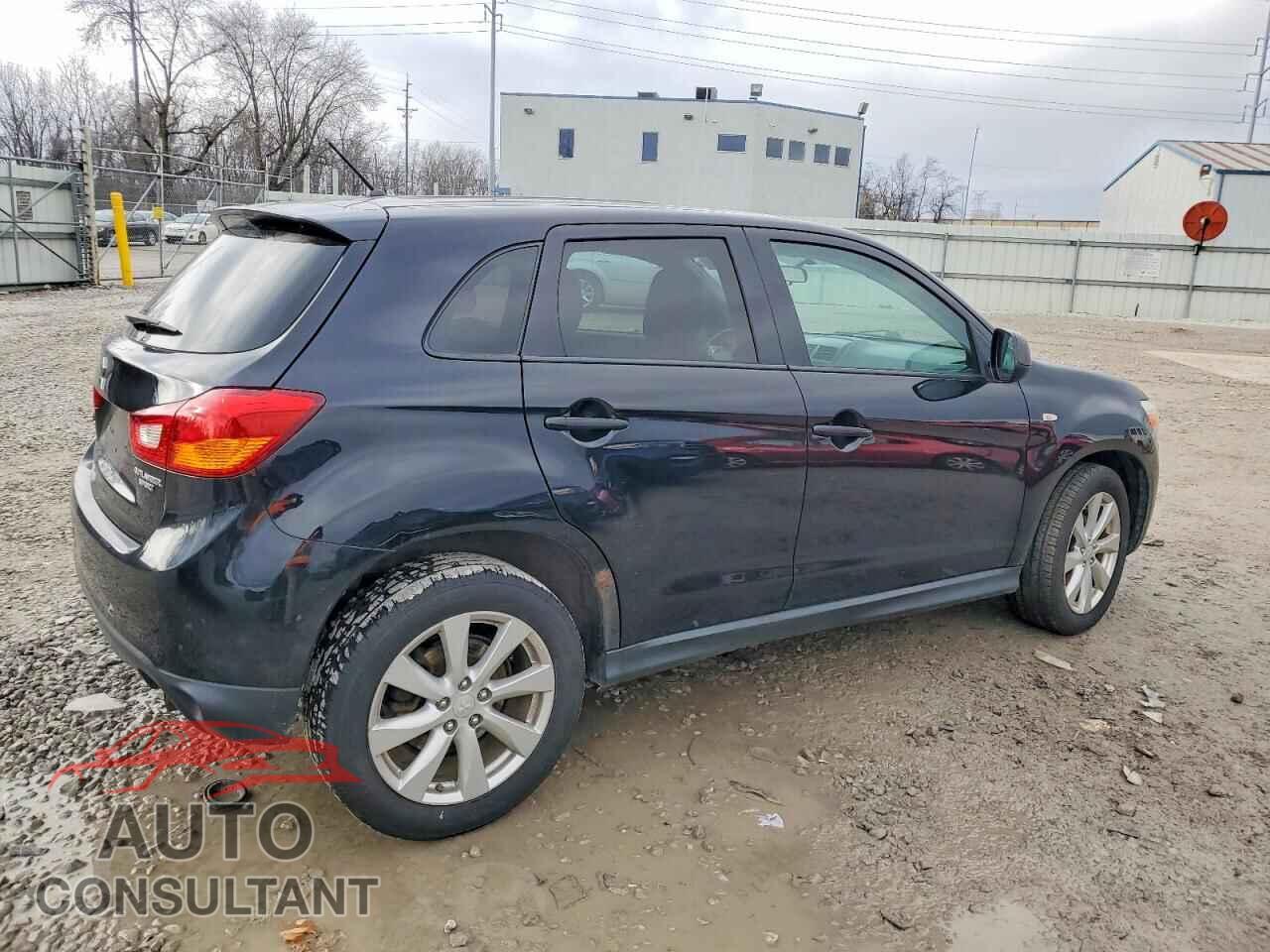 MITSUBISHI OUTLANDER 2013 - 4A4AR3AU8DE007597