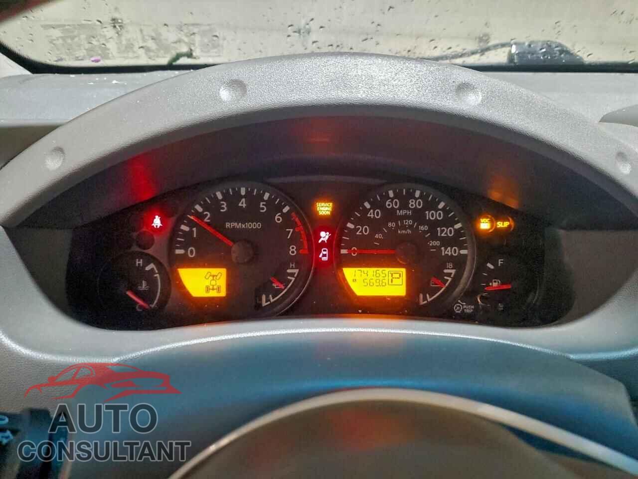 NISSAN FRONTIER 2011 - 1N6AD0EV5BC432515