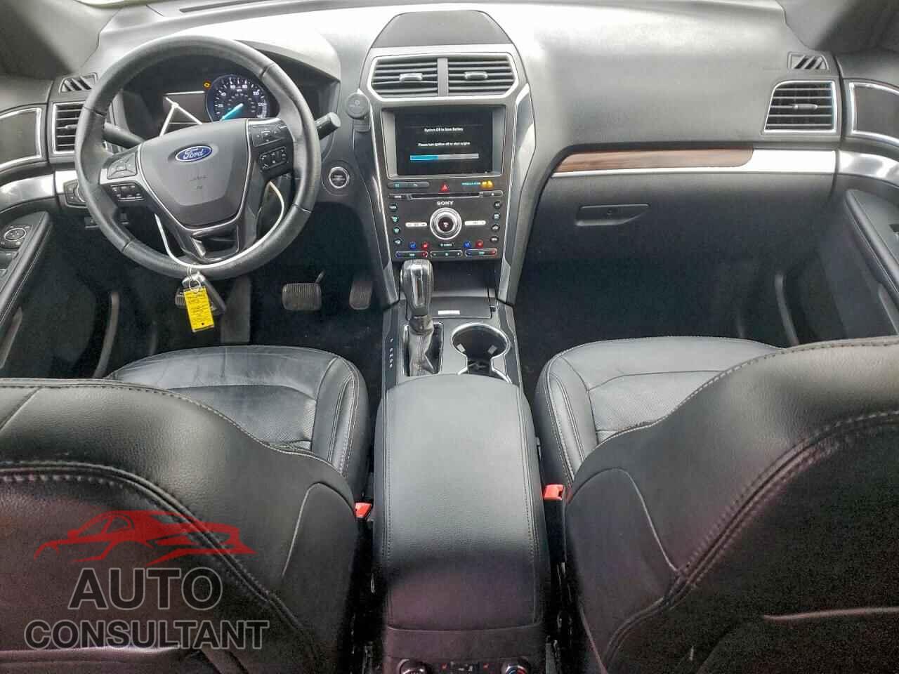 FORD EXPLORER 2018 - 1FM5K7F81JGB80549