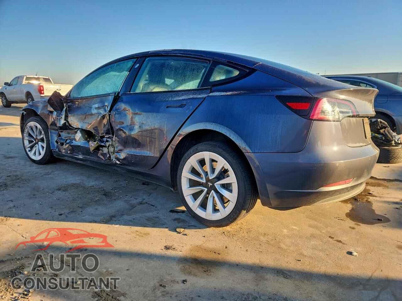 TESLA MODEL 3 2022 - 5YJ3E1EA0NF186167