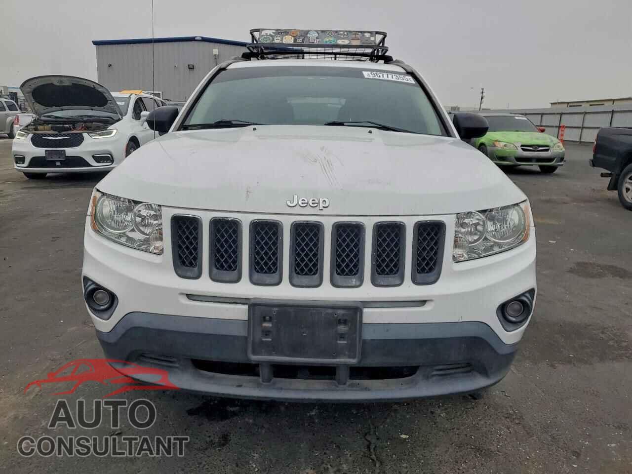 JEEP COMPASS 2012 - 1C4NJCBA8CD618156