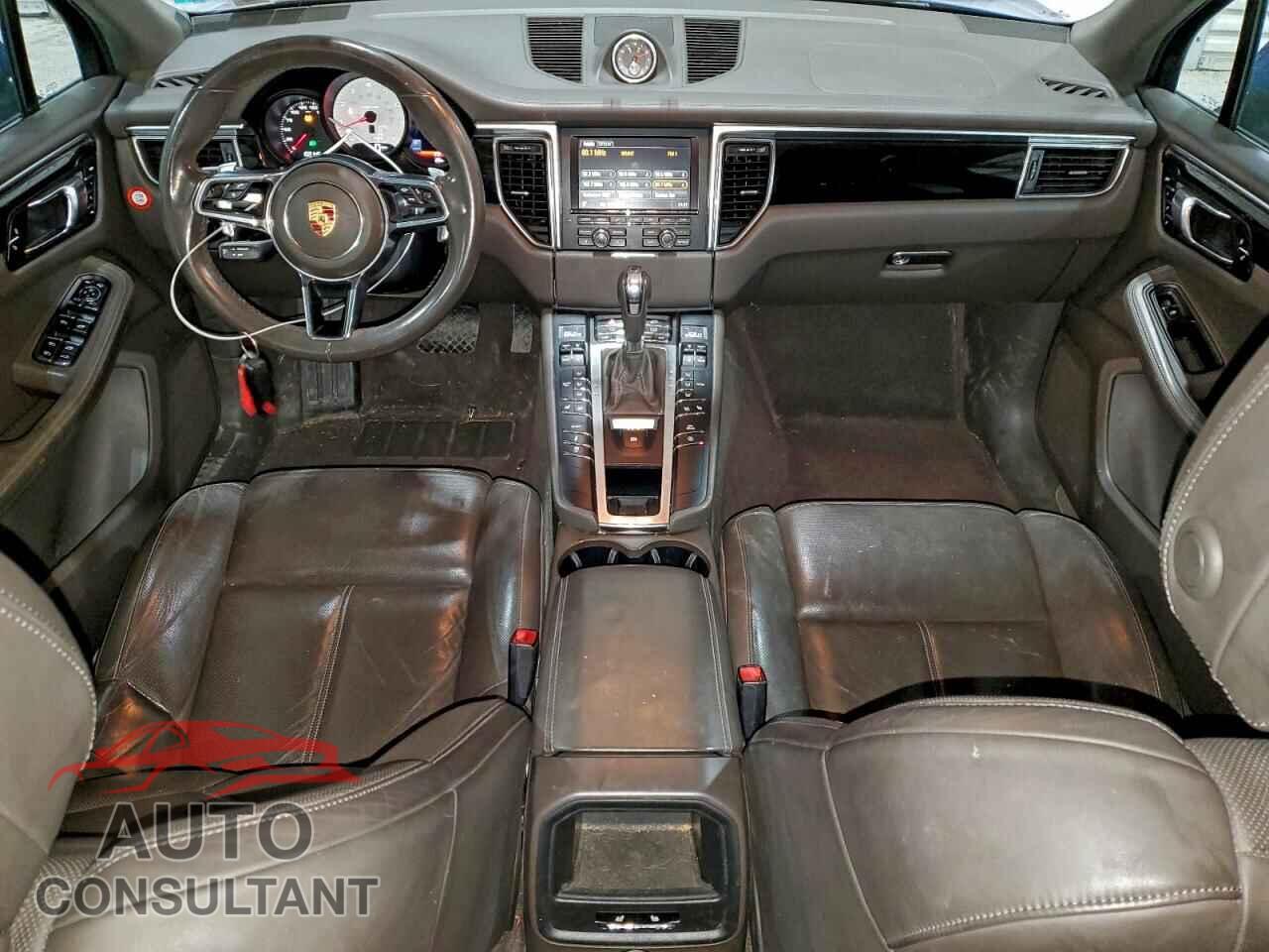 PORSCHE MACAN 2015 - WP1AB2A56FLB66033