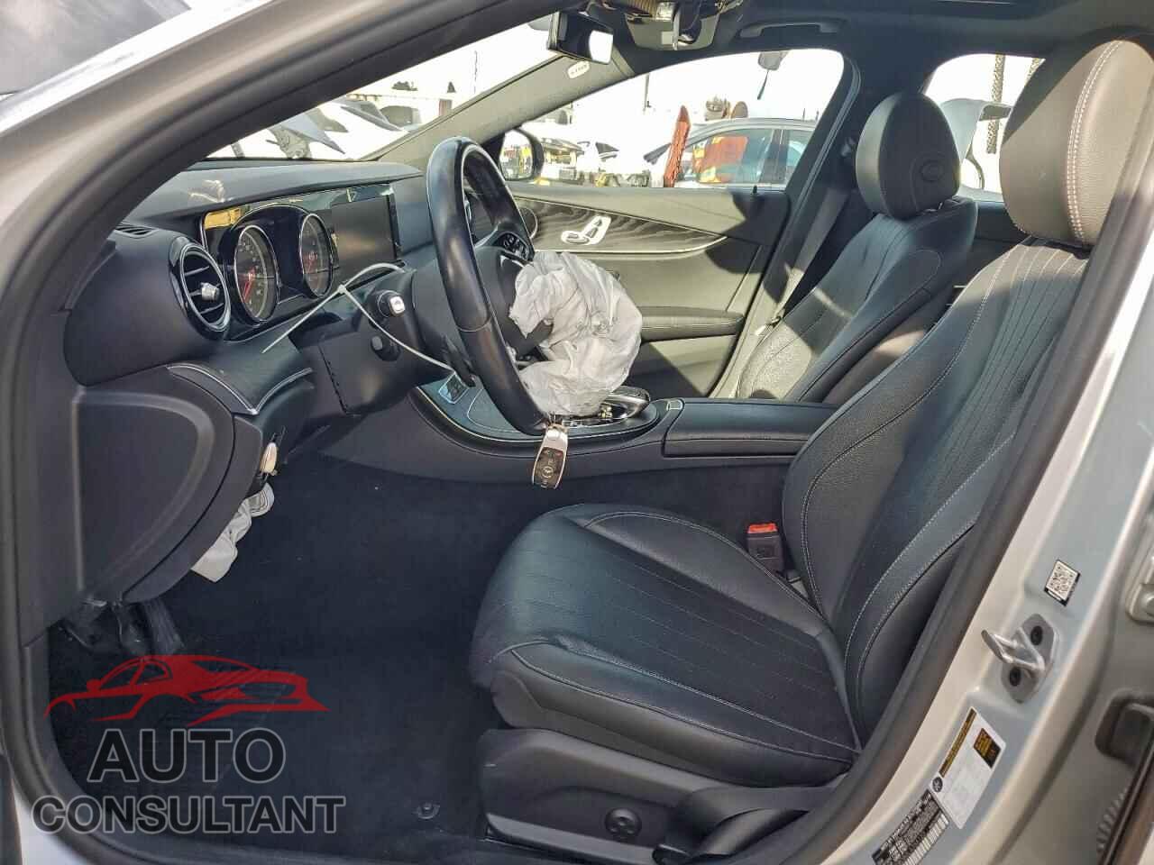 MERCEDES-BENZ E-CLASS 2020 - WDDZF8DB2LA755123