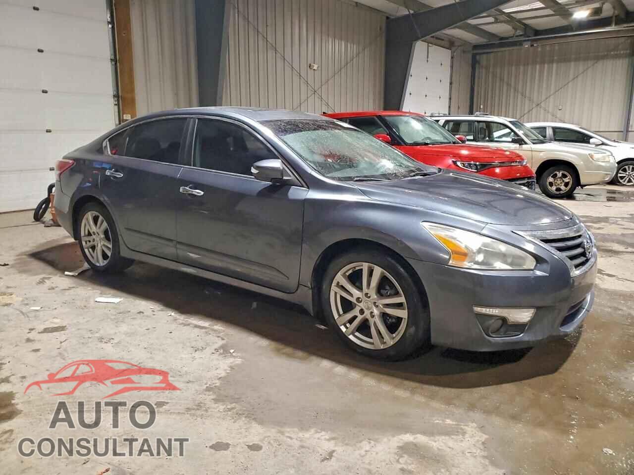 NISSAN ALTIMA 2013 - 1N4BL3AP2DC118977