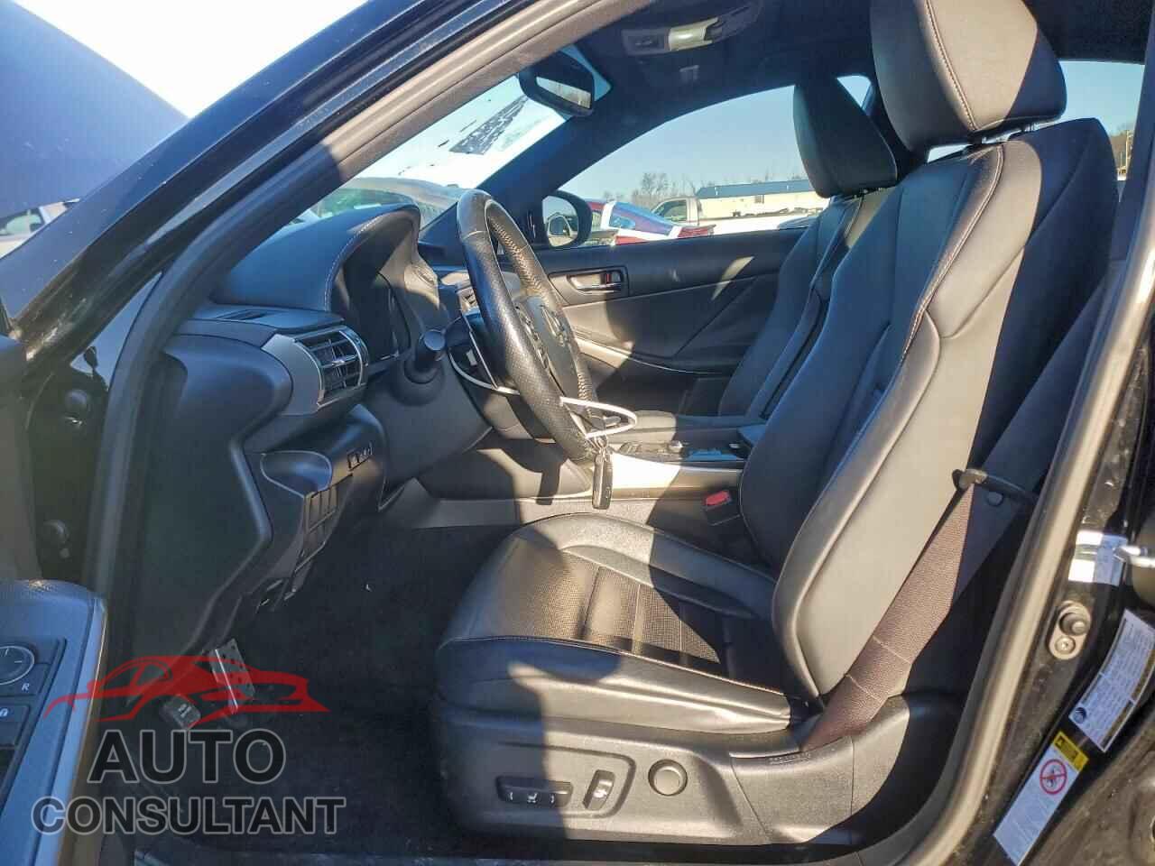 LEXUS IS 2014 - JTHCF1D26E5000297