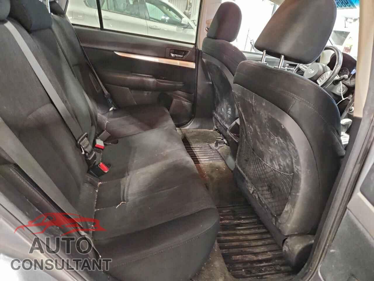 SUBARU OUTBACK 2013 - 4S4BRBCC8D3268133