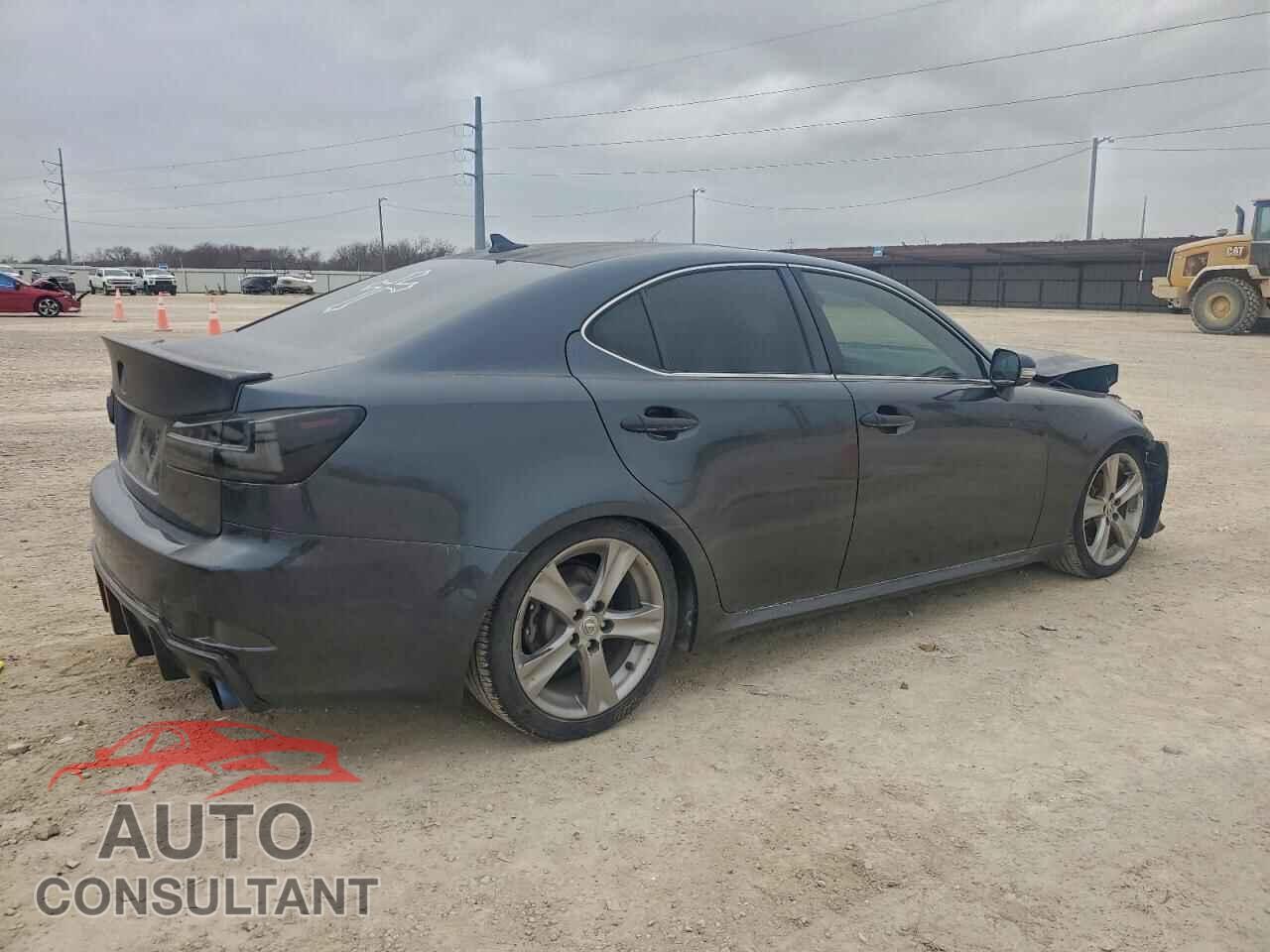 LEXUS IS 2011 - JTHBF5C23B5137570