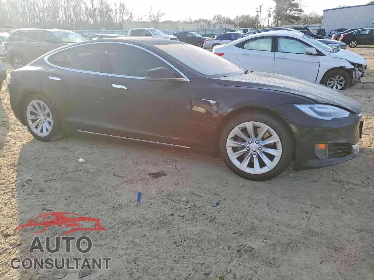 TESLA MODEL S 2017 - 5YJSA1E25HF210855