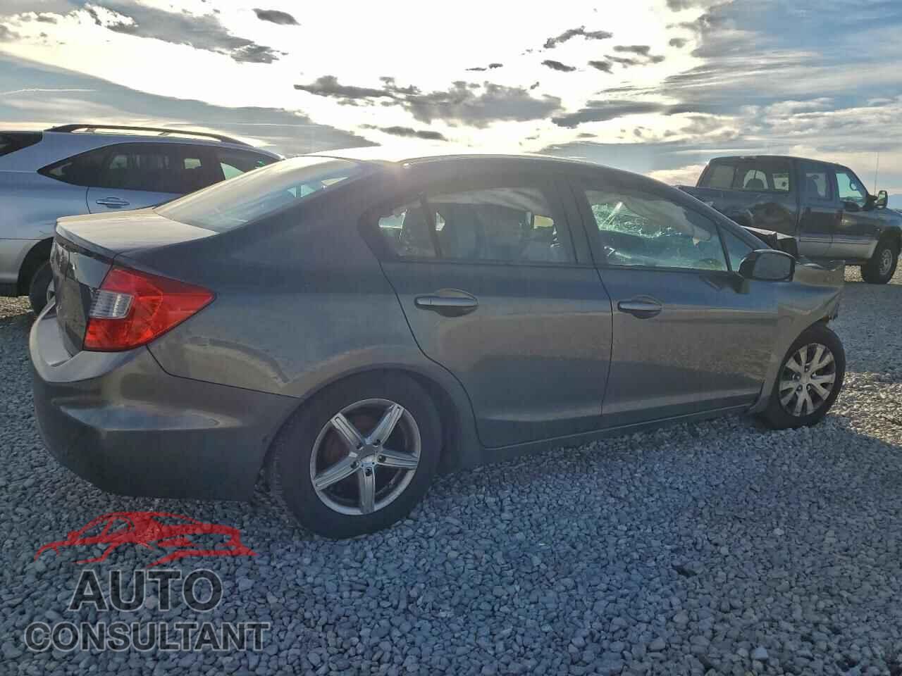 HONDA CIVIC 2012 - 2HGFB2F50CH611537