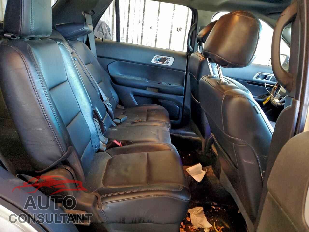 FORD EXPLORER 2011 - 1FMHK7F82BGA71371