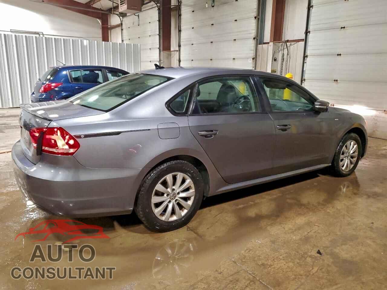 VOLKSWAGEN PASSAT 2015 - 1VWAT7A36FC030461