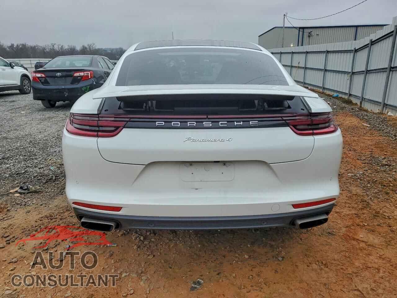 PORSCHE PANAMERA 2018 - WP0AA2A75JL102113