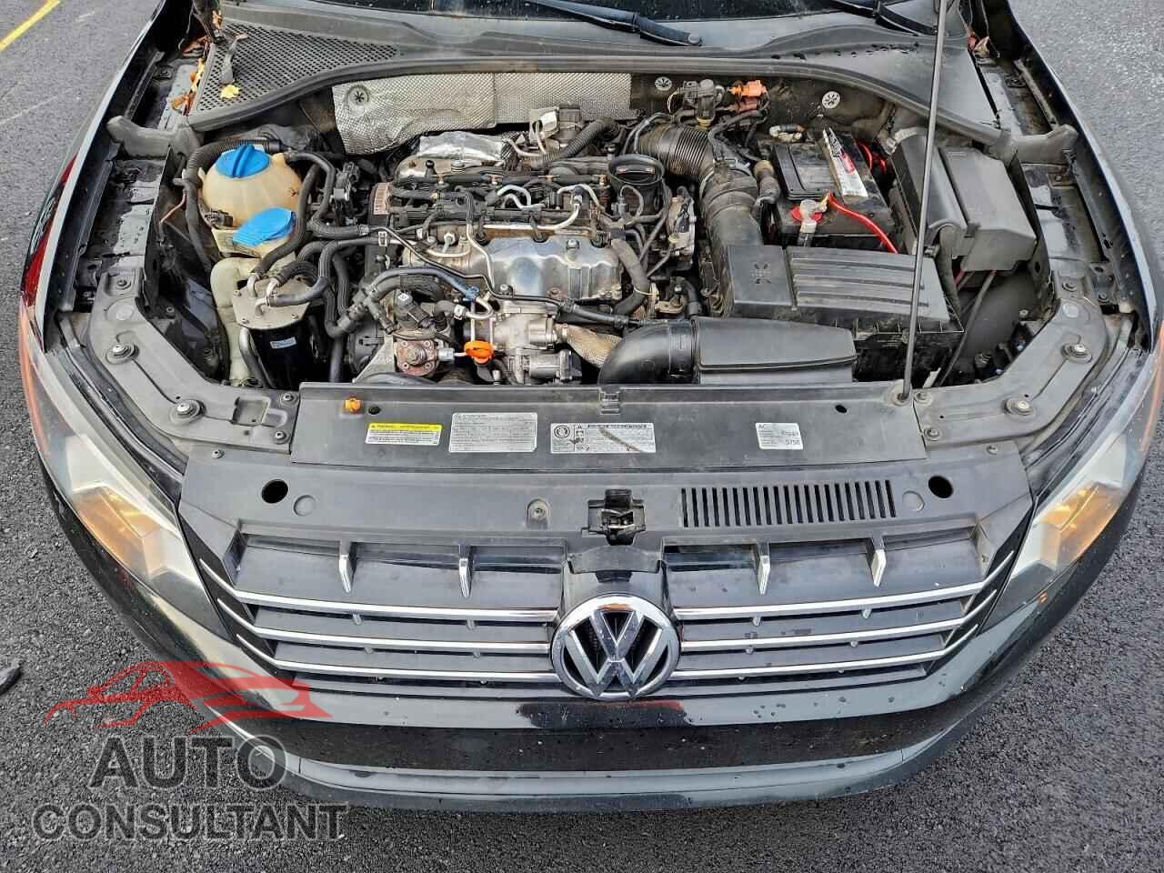 VOLKSWAGEN PASSAT 2013 - 1VWCN7A35DC036199