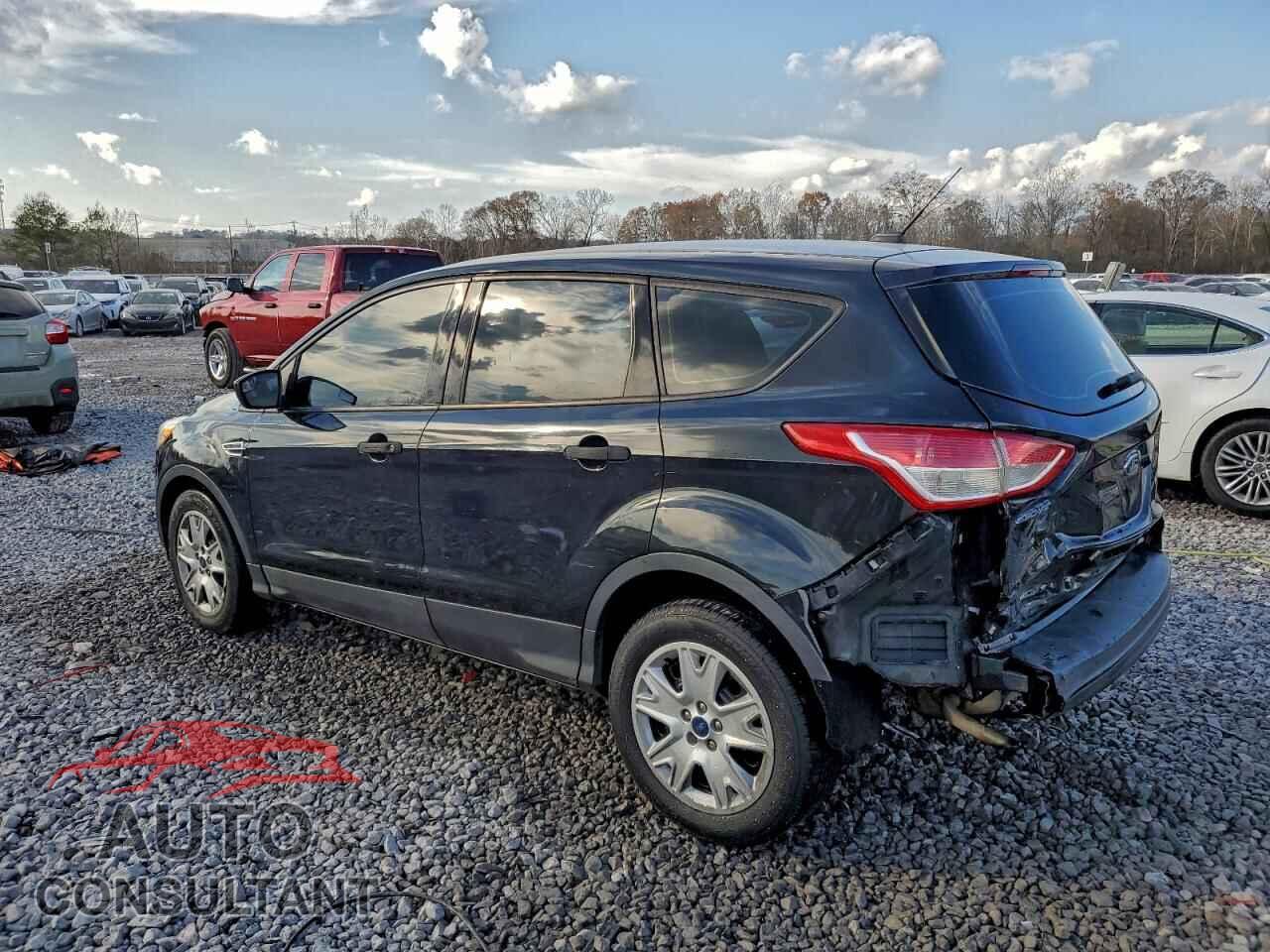 FORD ESCAPE 2015 - 1FMCU0F7XFUC06154