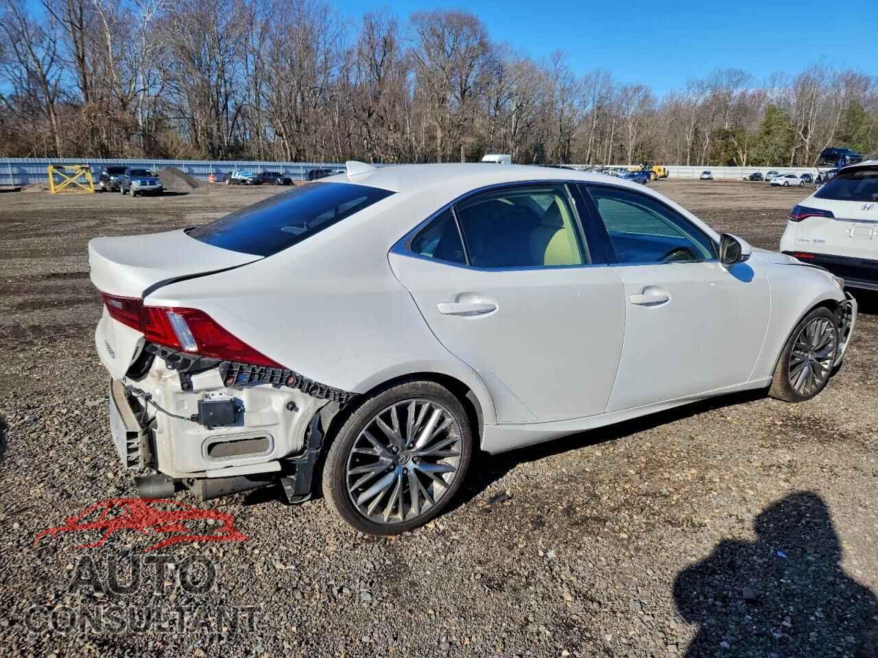 LEXUS IS 2015 - JTHCF1D27F5020334