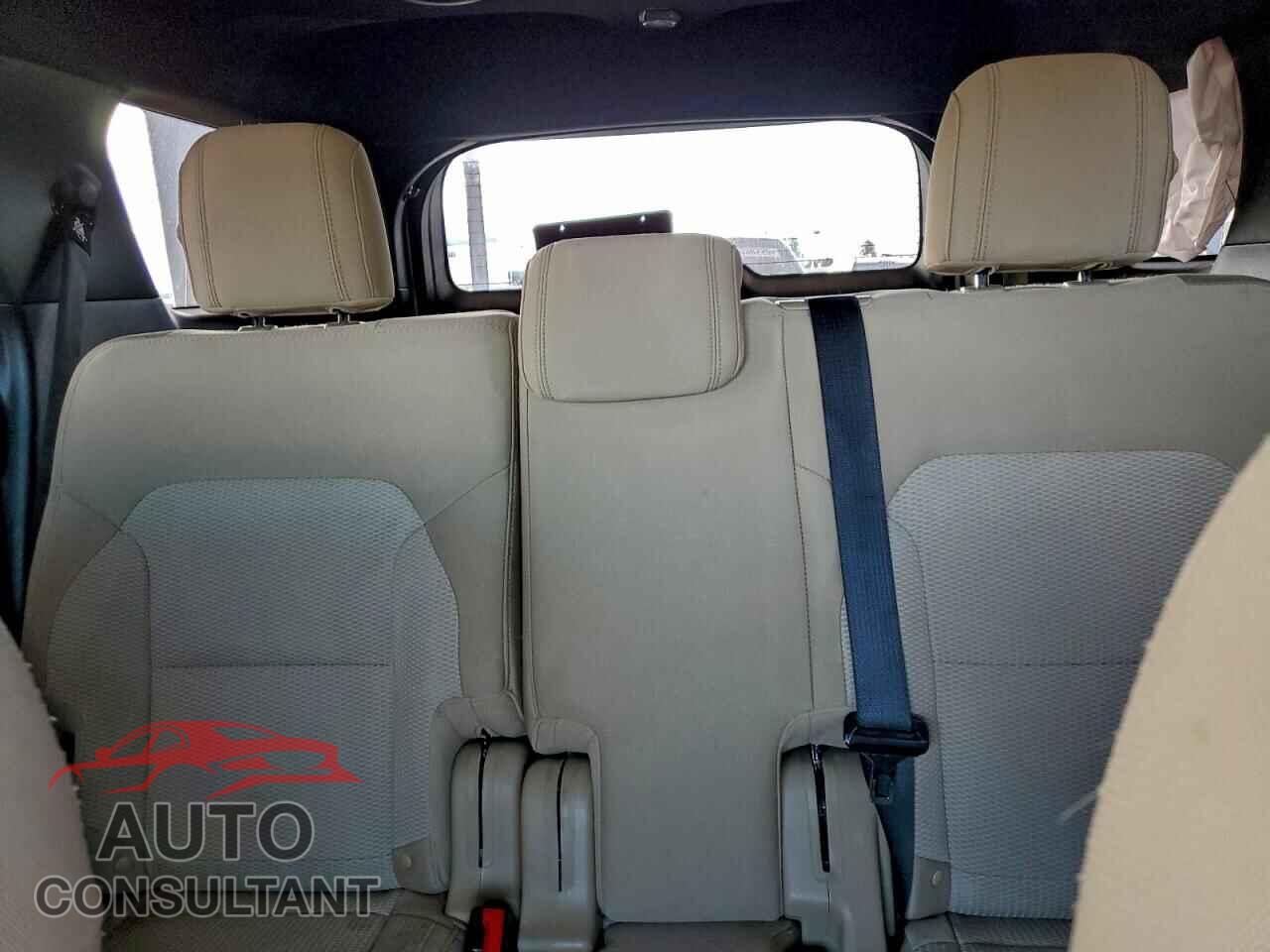 FORD EXPLORER 2016 - 1FM5K7D88GGB06475