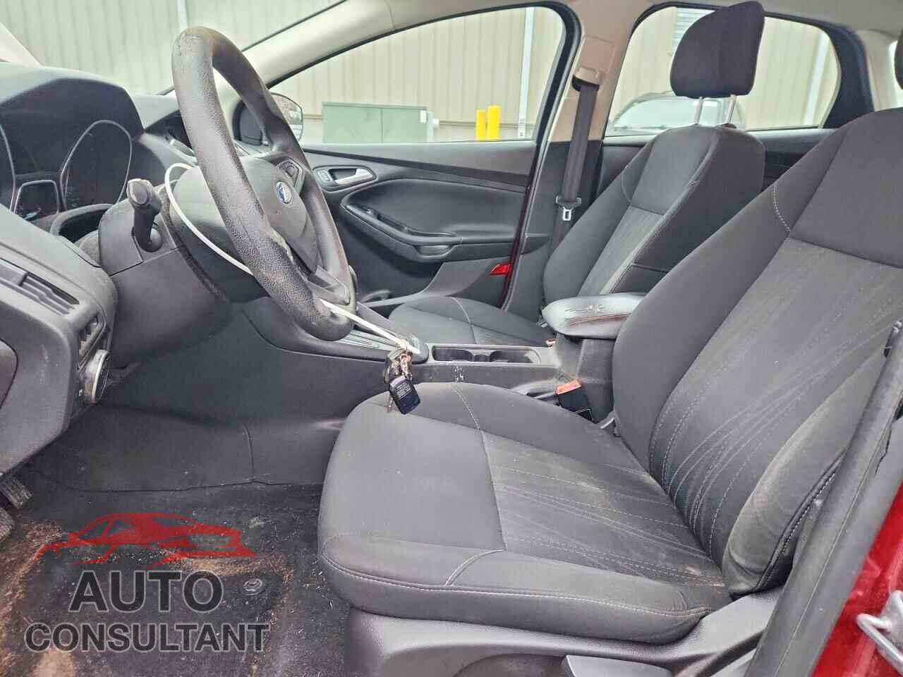 FORD FOCUS 2016 - 1FADP3F25GL247858