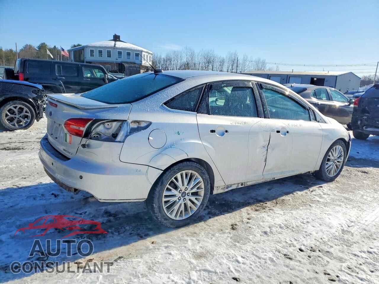 FORD FOCUS 2015 - 1FADP3J25FL226479