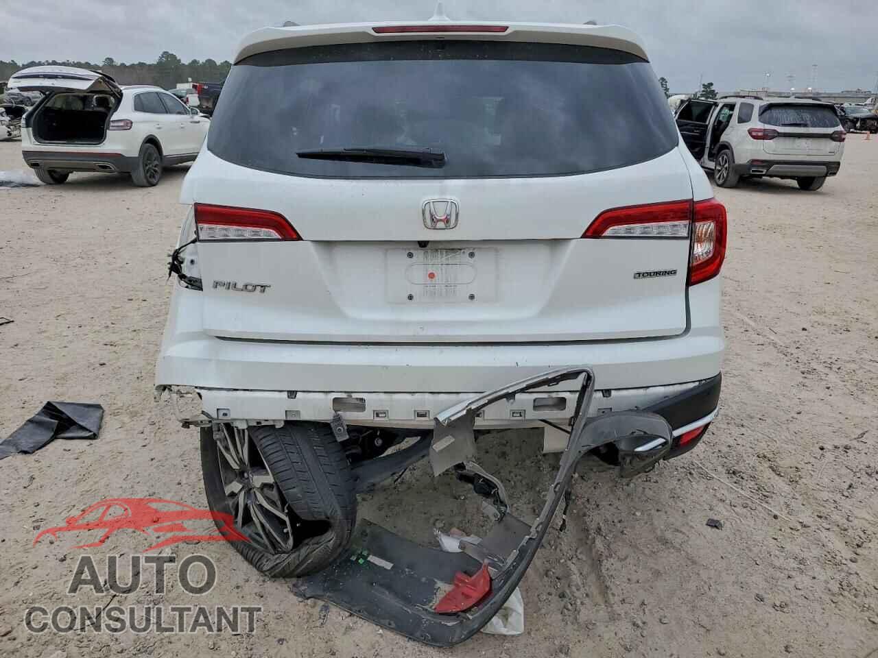 HONDA PILOT 2021 - 5FNYF5H63MB035808