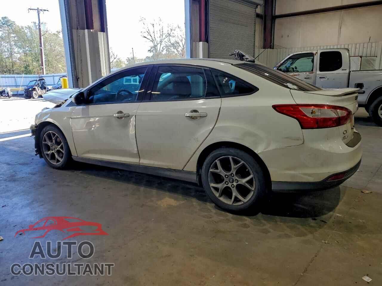 FORD FOCUS 2014 - 1FADP3F22EL143471