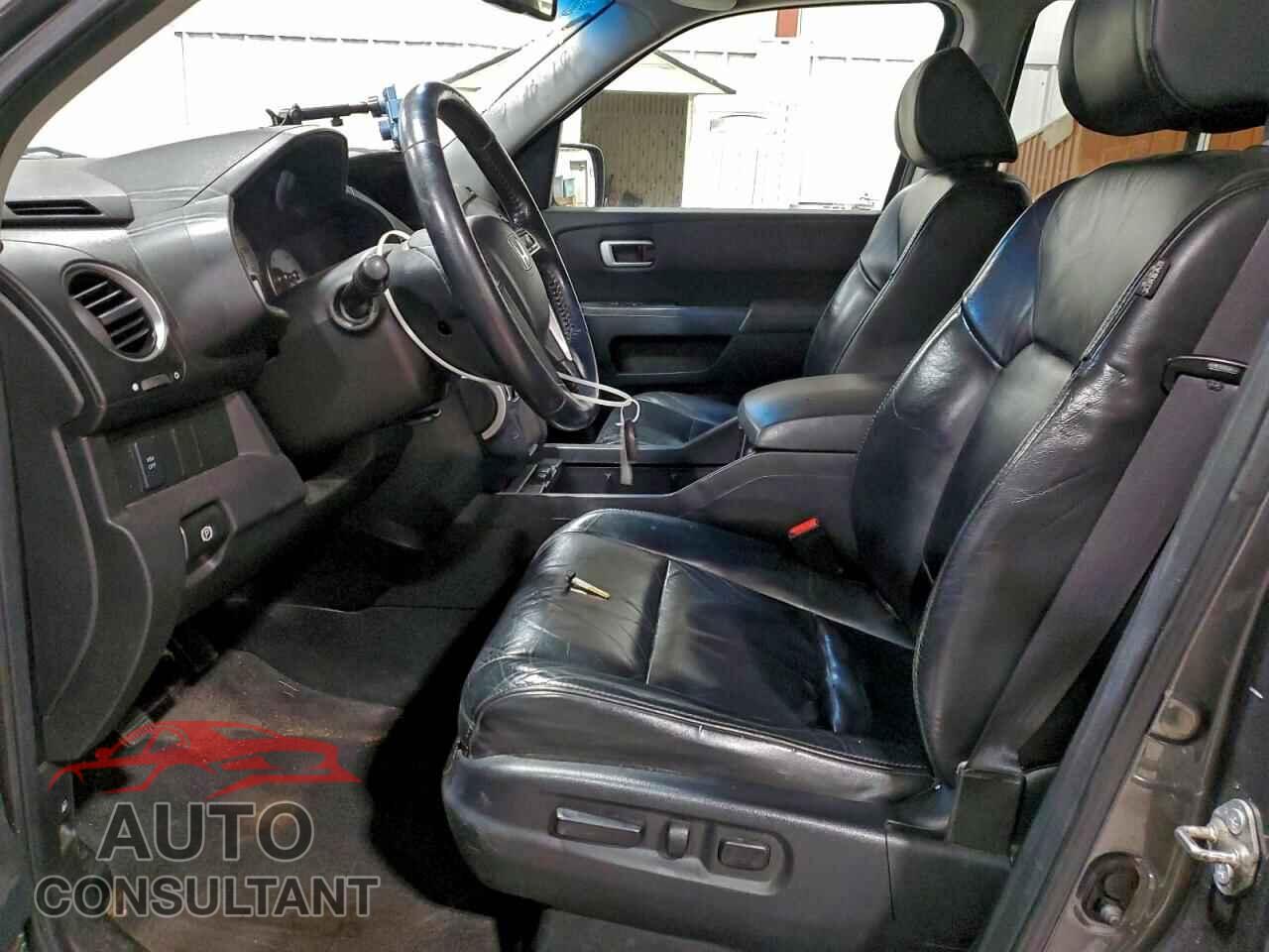 HONDA PILOT 2011 - 5FNYF4H54BB052499