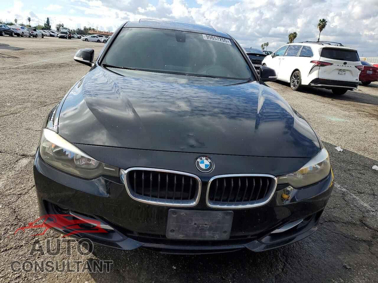 BMW 3 SERIES 2014 - WBA3C1C55EK112092
