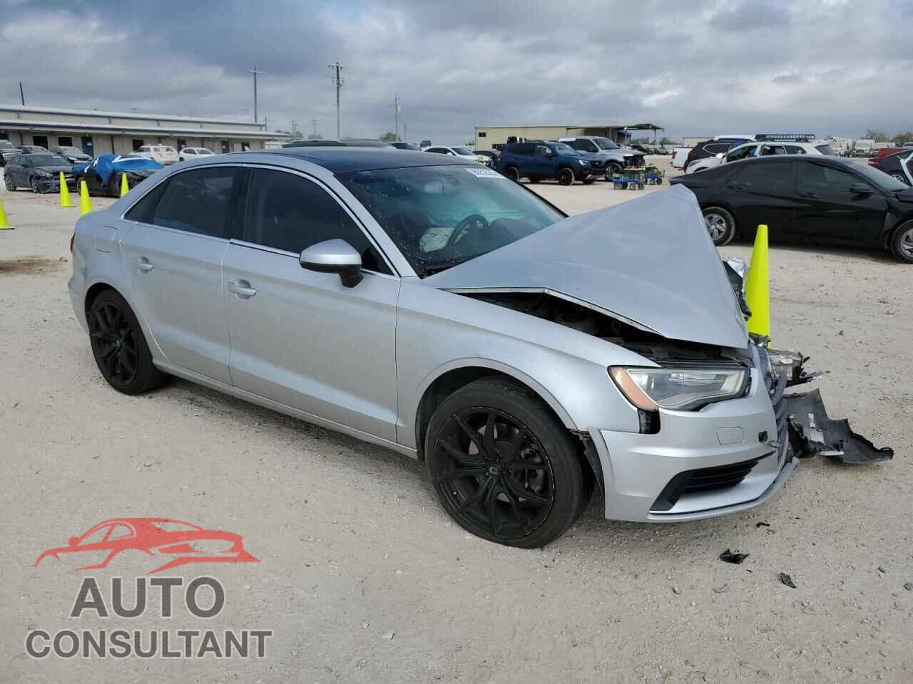 AUDI A3 2015 - WAUCCGFF8F1016553