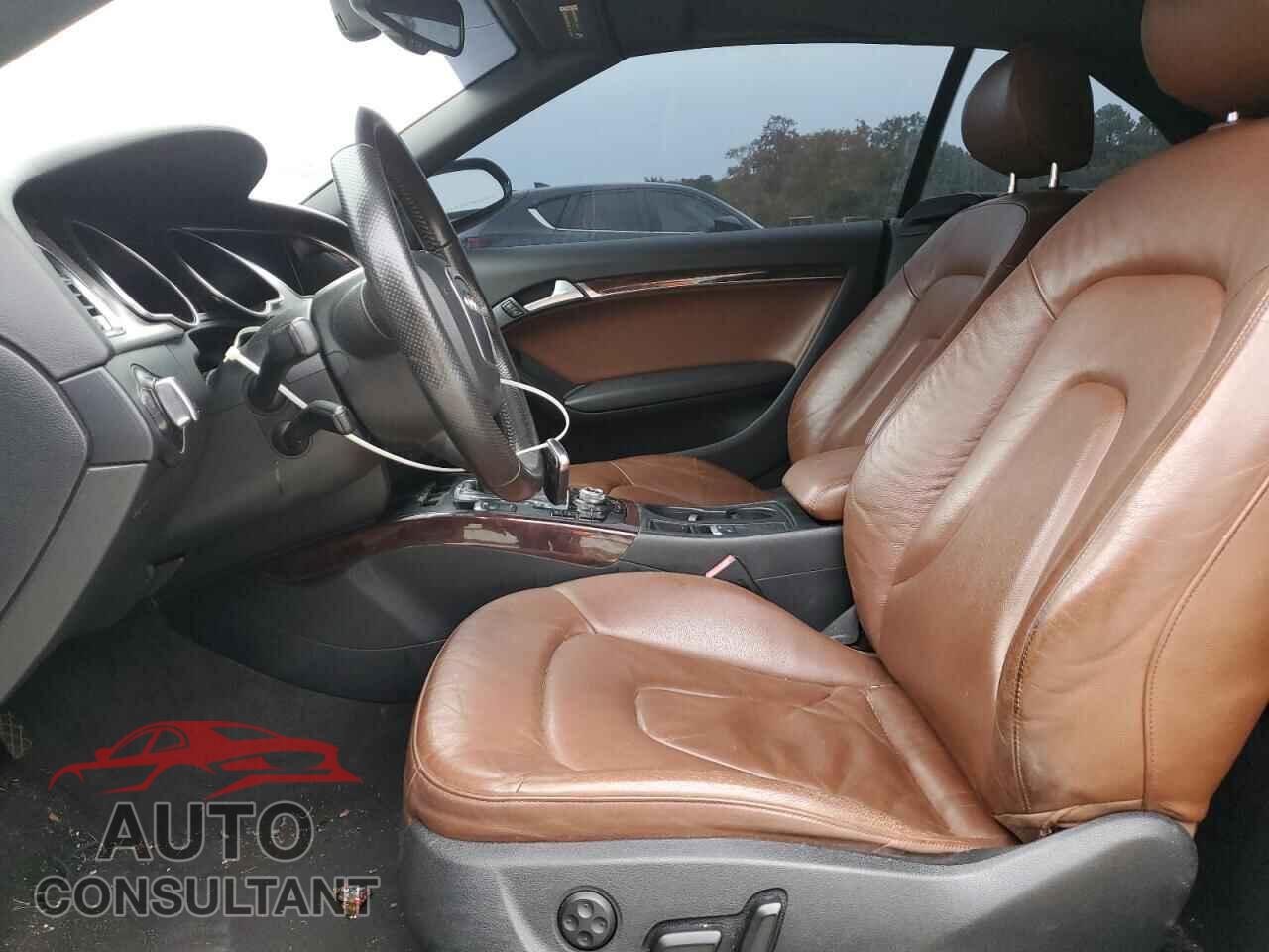 AUDI A5 2012 - WAULFAFH2CN000763