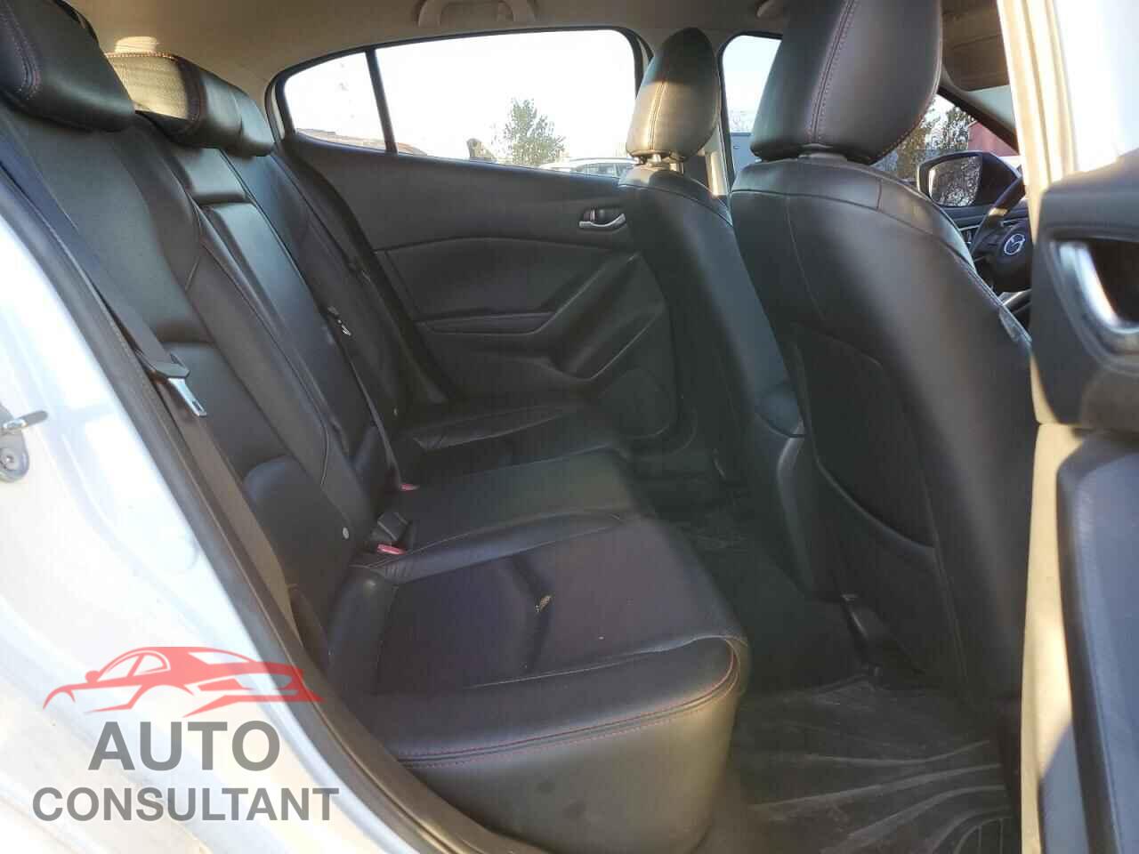 MAZDA 3 2016 - JM1BM1M36G1306485