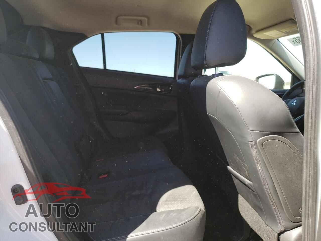 MITSUBISHI ECLIPSE 2024 - JA4ATWAA9RZ000863