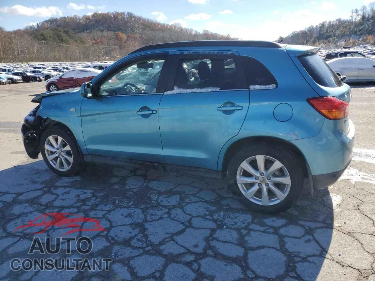 MITSUBISHI OUTLANDER 2013 - 4A4AR4AU3DE024264