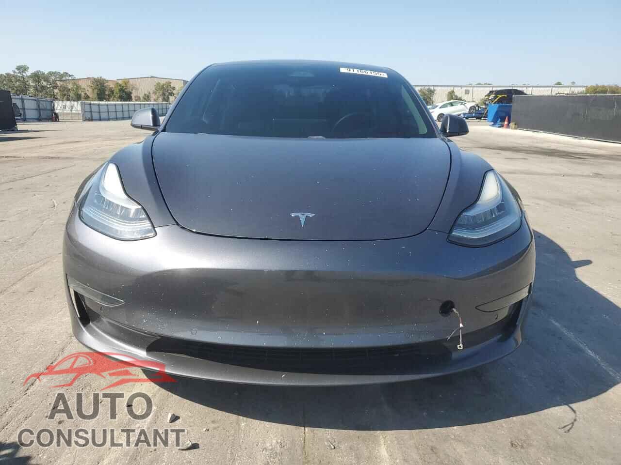 TESLA MODEL 3 2021 - 5YJ3E1EA4MF851070