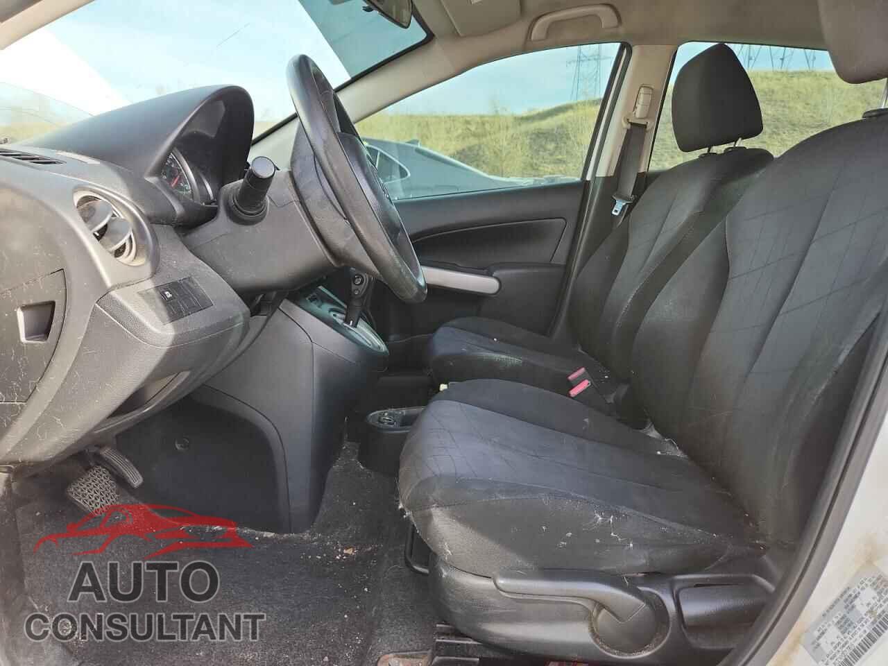 MAZDA 2 2014 - JM1DE1KY0E0179515