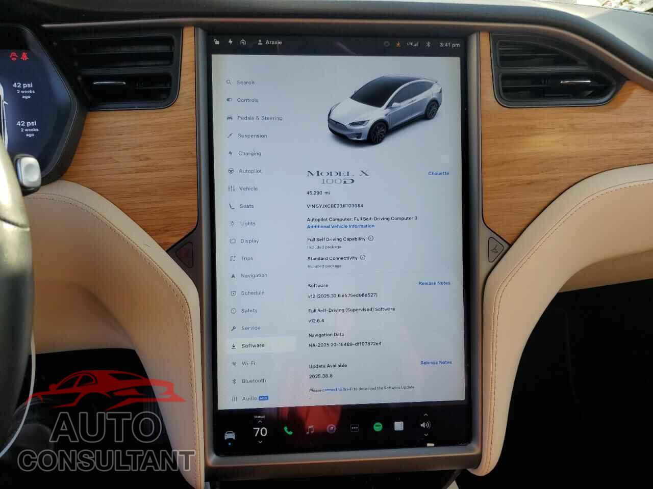 TESLA MODEL X 2018 - 5YJXCBE23JF123984