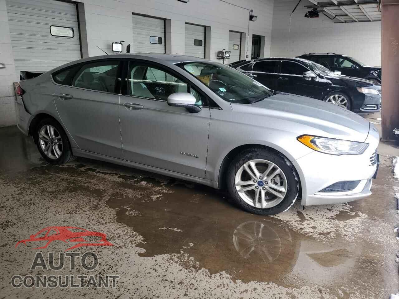 FORD FUSION 2018 - 3FA6P0LU5JR220116
