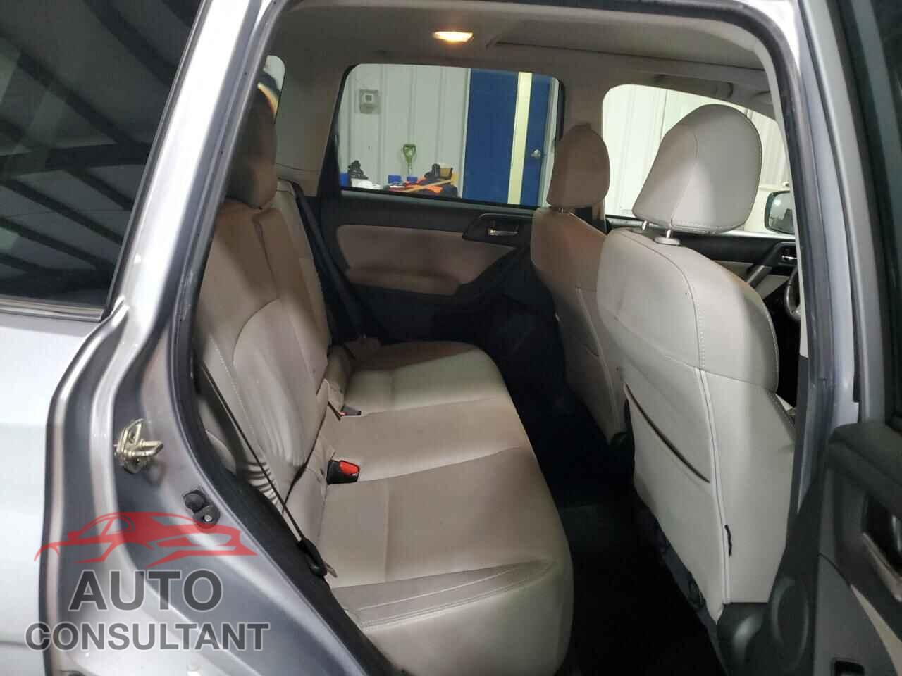 SUBARU FORESTER 2017 - JF2SJARC1HH570063