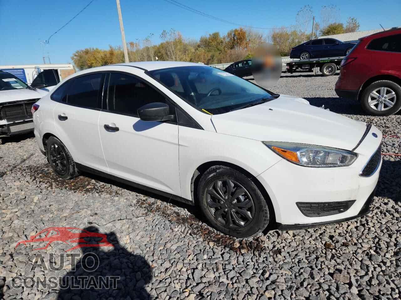 FORD FOCUS 2015 - 1FADP3E26FL321689