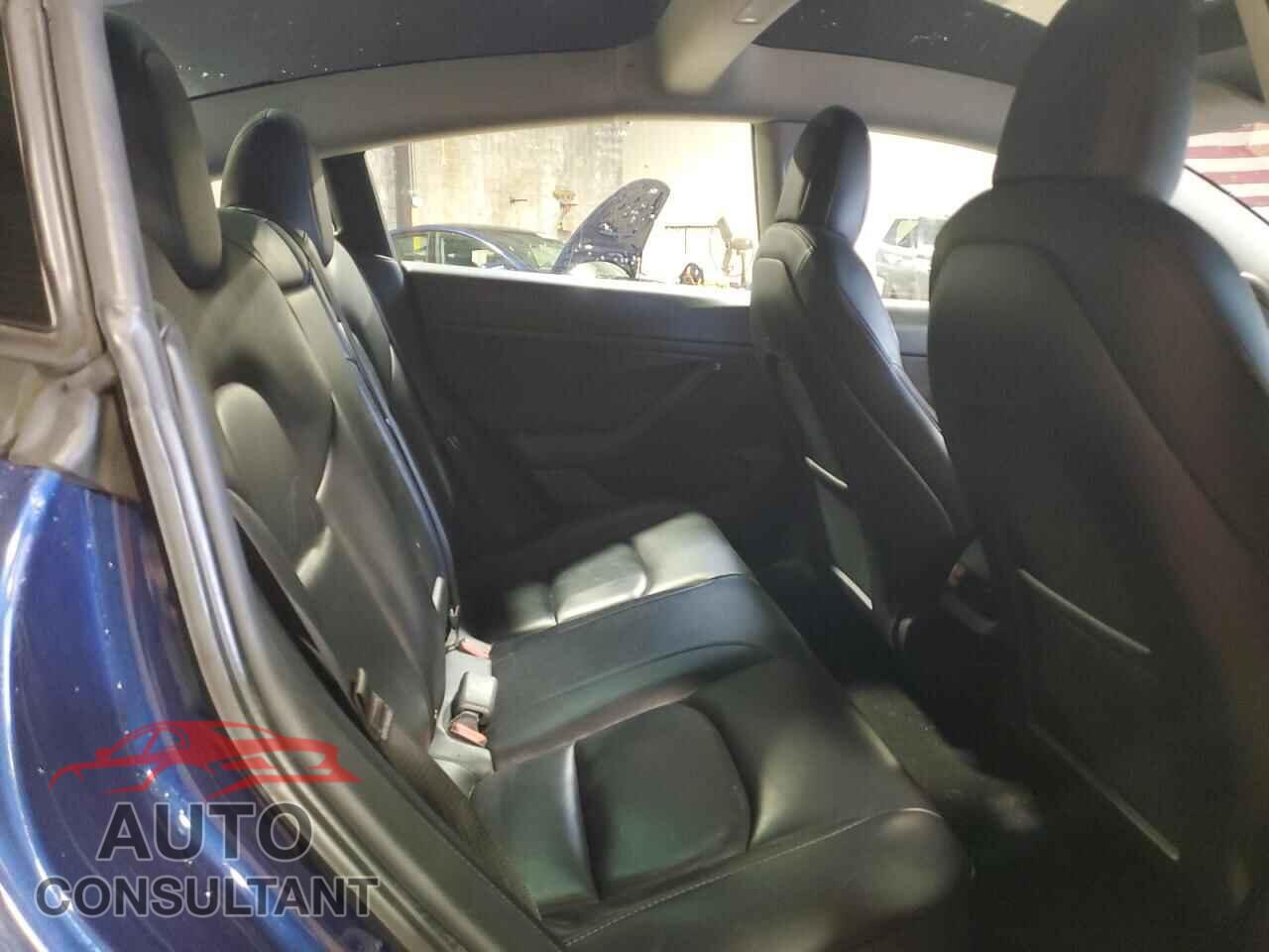TESLA MODEL 3 2022 - 5YJ3E1EA5NF371069