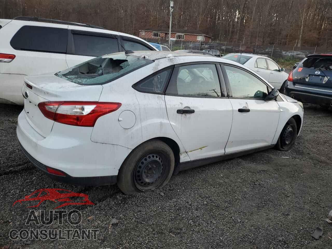 FORD FOCUS 2013 - 1FADP3E29DL320906