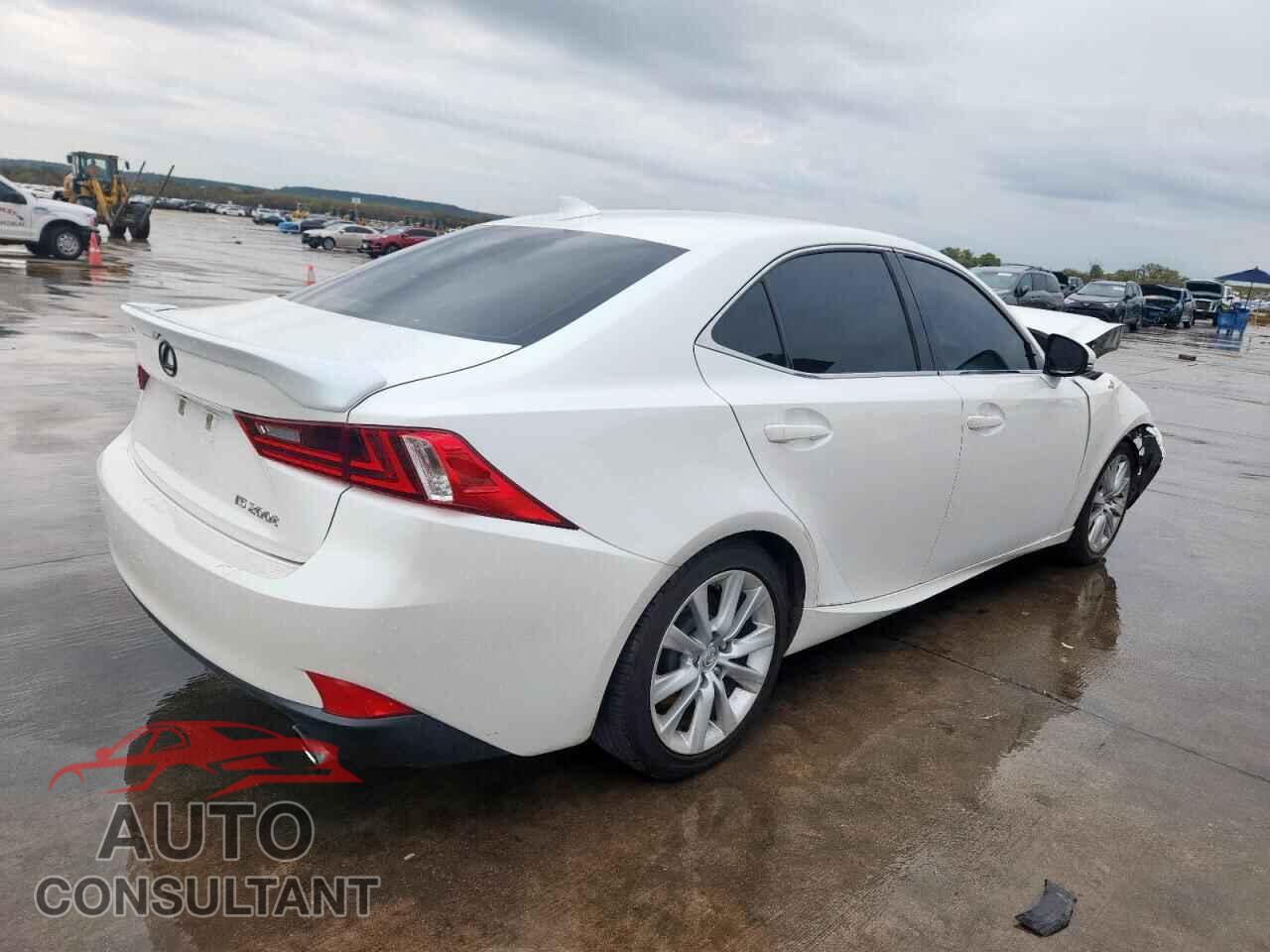 LEXUS IS 2016 - JTHBA1D2XG5021232